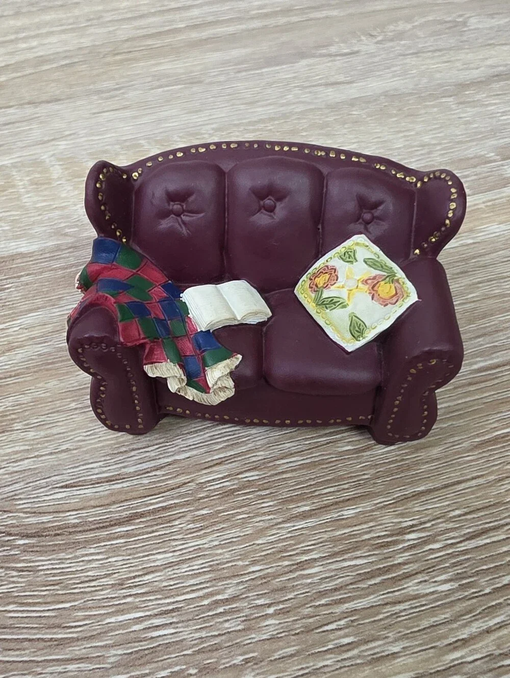 Avon Victorian Memories Living Room  Miniature Furniture Collectible Set 2001